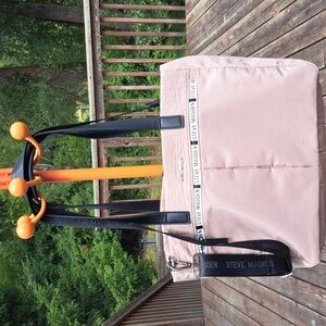 Steve Madden Laptop bag with handles and crossbody strap.